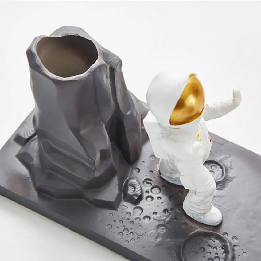 Astro Stationery and Phone Holder - Image 6