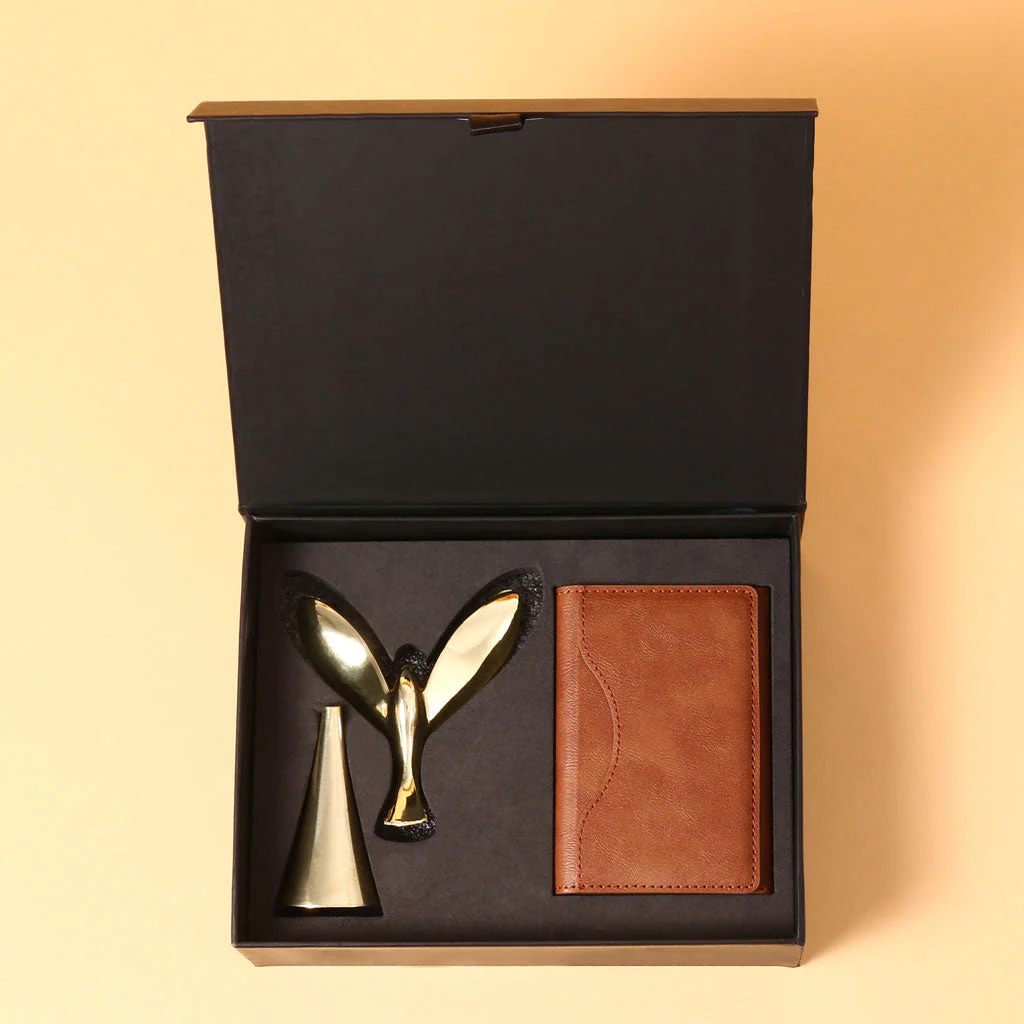 Aviator Luxe Hamper - Image 4