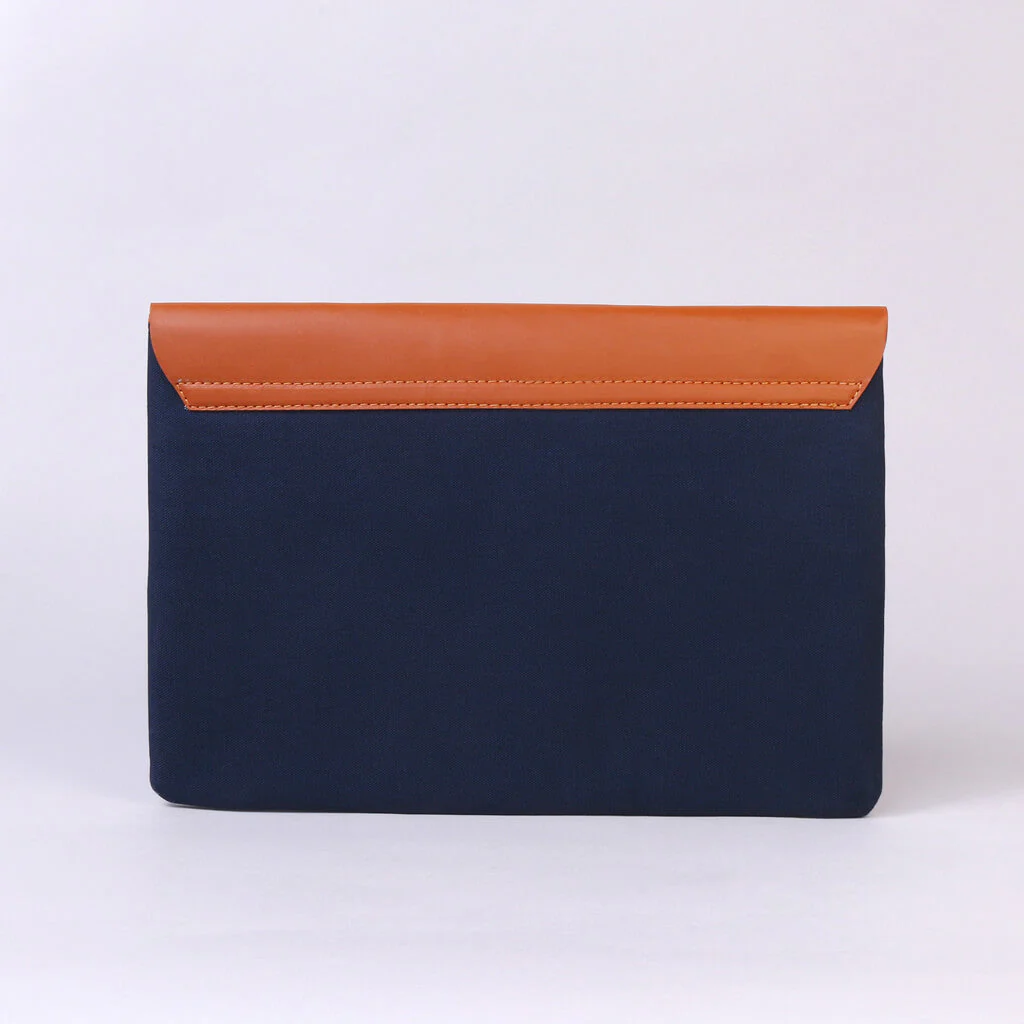 Leather & Canvas Laptop Sleeve - Image 4